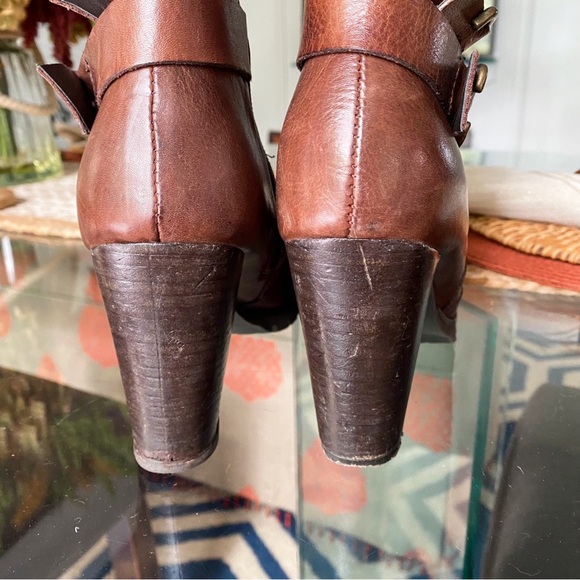 👢 LANQIER BROWN EDGY BUCKLE CHUNKY HEEL BOOTIES! - Picture 5 of 16